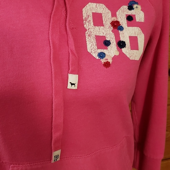 VS PINK hoodie Like New - Picture 2 of 5